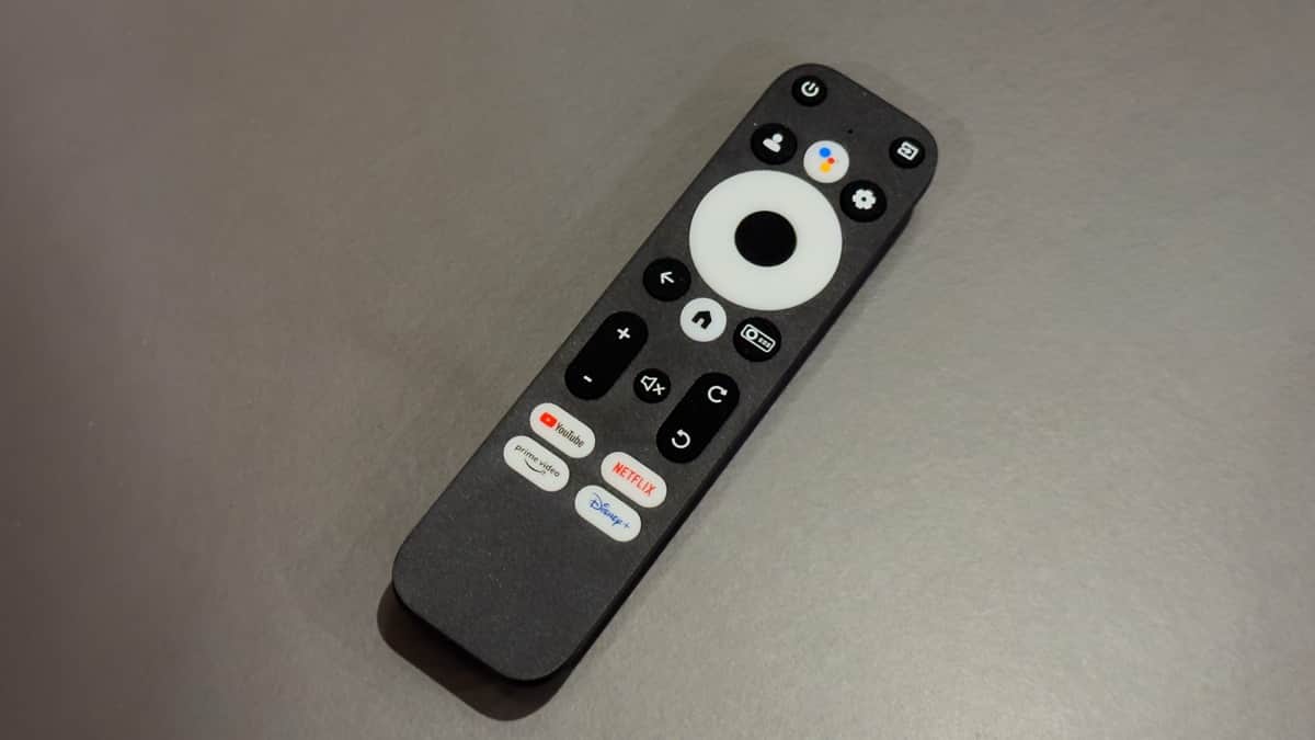 Wanbo ToGo Pro Bluetooth voice remote control featuring dedicated hotkeys for YouTube, Netflix, Prime Video, and Disney+