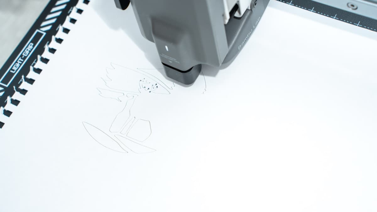 Carbide drag-knife blade mechanism for vinyl and cardstock cutting